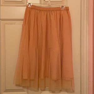 tulle skirt